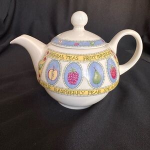 Vintage Arther Wood & Son Ceramic Stafforfshire England Infusion Teapot